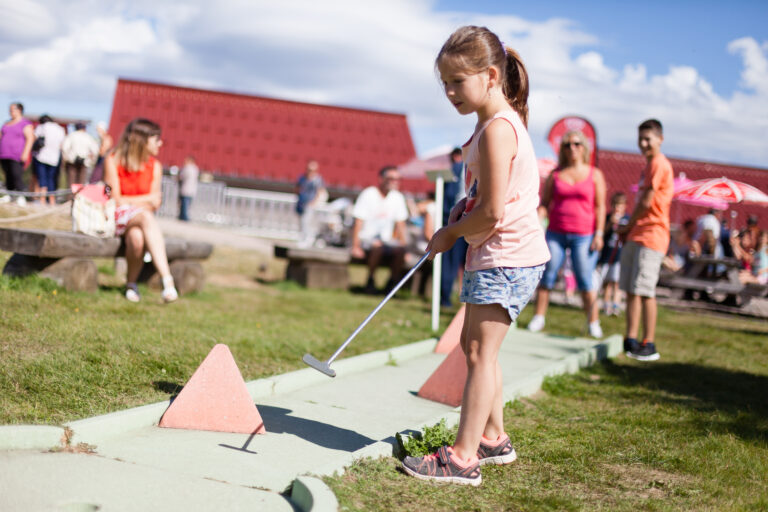 Minigolf au Markstein ©Grégory Tachet